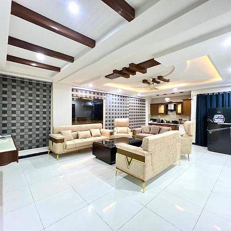 Penthouse 3Bedrooms - Luxury Apartment Hotel Исламабад Экстерьер фото